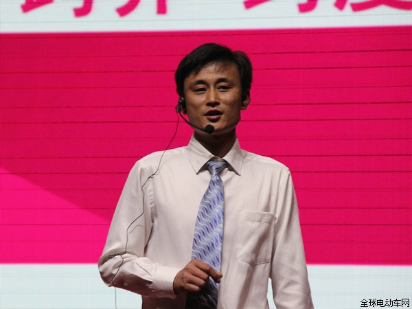 跨域王者歸來 真愛發布會簽約3萬臺，定義行業新跨度